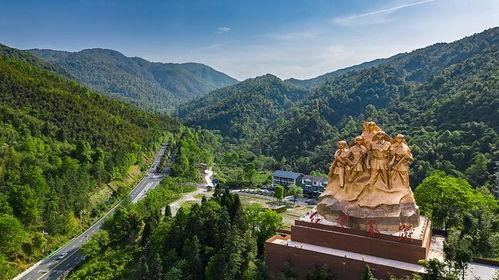 井冈山简介资料,红色革命圣地，绿色生态家园